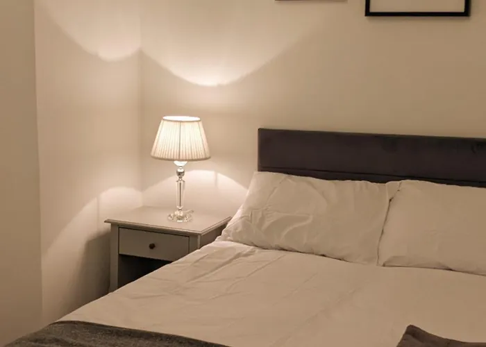 *Feel At Home* 3Bed 2Bath House Cleethorpes